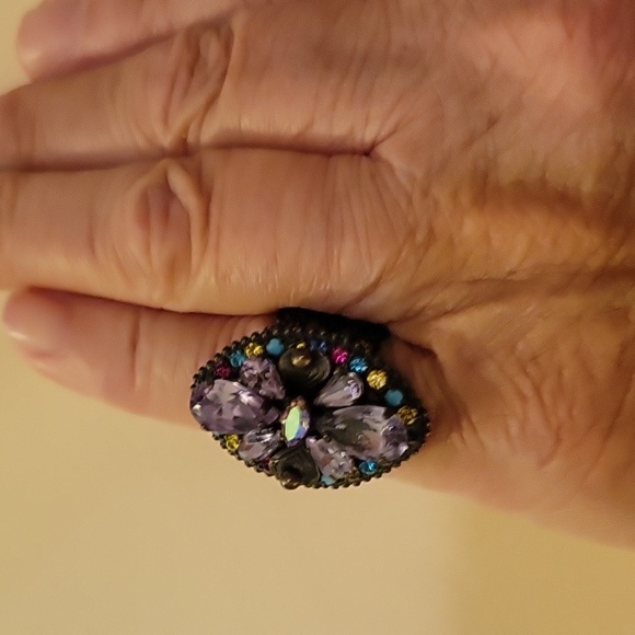 Sorrelli lavender multi crystal ring - Picture 4 of 4